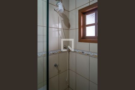 Banheiro de casa à venda com 1 quarto, 204m² em Cavalhada, Porto Alegre