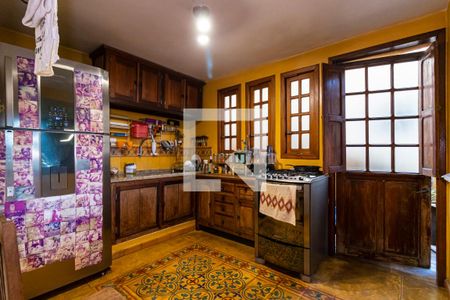 Casa à venda com 200m², 3 quartos e 1 vaga Casa à venda com 200m², 3 quartos e 1 vaga1o. Andar - Cozinha