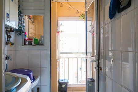 Apartamento à venda com 60m², 2 quartos e 1 vagaÁrea de Serviço