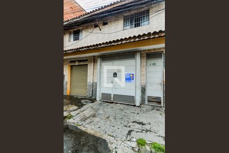 Casa para alugar com 110m², 2 quartos e 1 vagaFachada