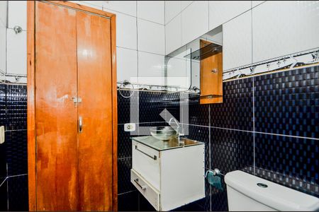Casa para alugar com 110m², 2 quartos e 1 vagaBanheiro