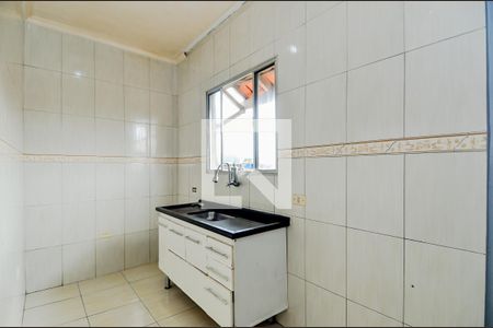 Cozinha de casa para alugar com 2 quartos, 110m² em Jardim Maria Aparecida, Guarulhos