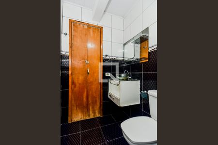 Casa para alugar com 110m², 2 quartos e 1 vagaBanheiro