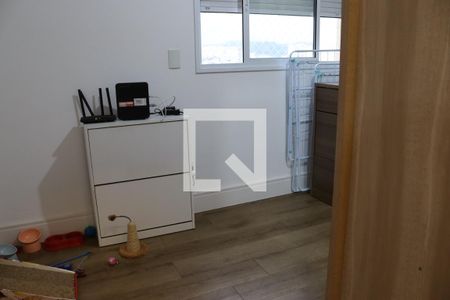 Quarto de apartamento à venda com 2 quartos, 69m² em Jardim Flor da Montanha, Guarulhos