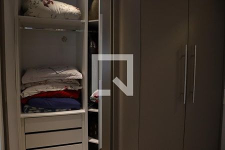 Apartamento à venda com 69m², 2 quartos e 1 vagaCloset da suíte