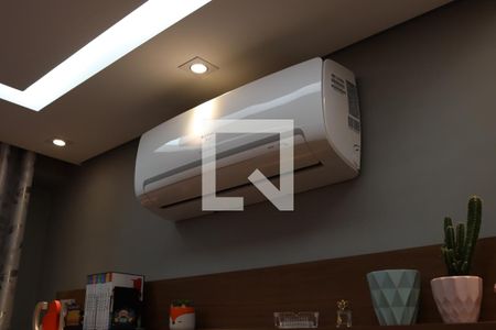 Sala de apartamento à venda com 2 quartos, 69m² em Jardim Flor da Montanha, Guarulhos