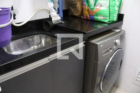 Apartamento à venda com 69m², 2 quartos e 1 vagaÁrea de Serviço