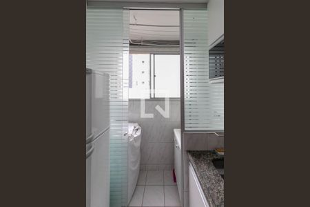 Apartamento para alugar com 85m², 3 quartos e 1 vaga Apartamento para alugar com 85m², 3 quartos e 1 vagaCozinha e Área de Serviço