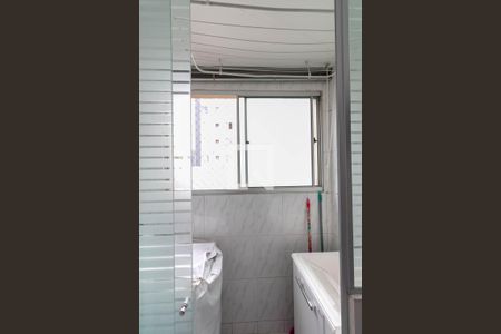 Apartamento para alugar com 85m², 3 quartos e 1 vaga Apartamento para alugar com 85m², 3 quartos e 1 vagaCozinha e Área de Serviço