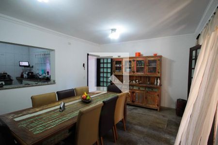 Casa à venda com 160m², 3 quartos e 2 vagasCopa