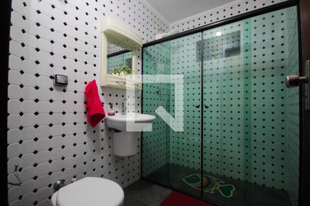 Casa à venda com 160m², 3 quartos e 2 vagasBanheiro Social -Piso Térreo