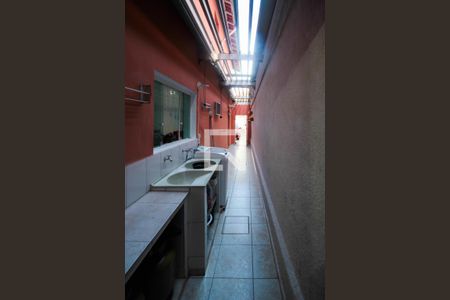 Casa à venda com 160m², 3 quartos e 2 vagasÁrea de Serviço