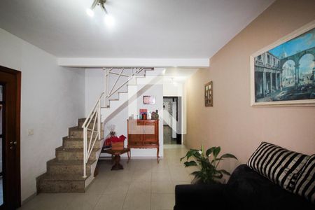 Sala de casa à venda com 3 quartos, 160m² em Jardim Patente Novo, São Paulo