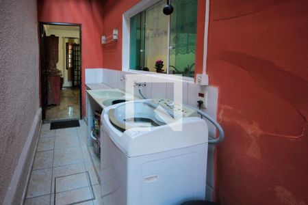 Casa à venda com 160m², 3 quartos e 2 vagasÁrea de Serviço