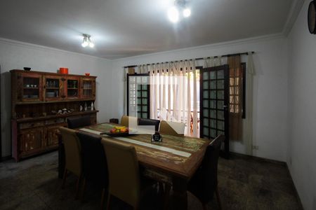 Casa à venda com 160m², 3 quartos e 2 vagasSala de Jantar