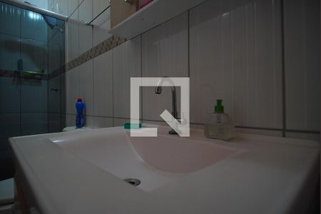 Casa à venda com 250m², 3 quartos e 4 vagasBanheiro Corredor