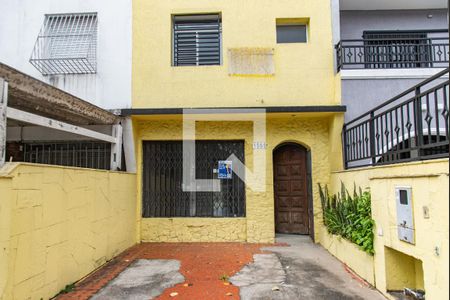 Casa à venda com 130m², 3 quartos e 1 vagaGaragem/fachada