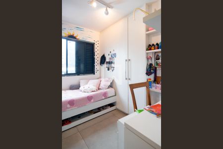 Apartamento à venda com 100m², 4 quartos e 1 vagaQuarto 2