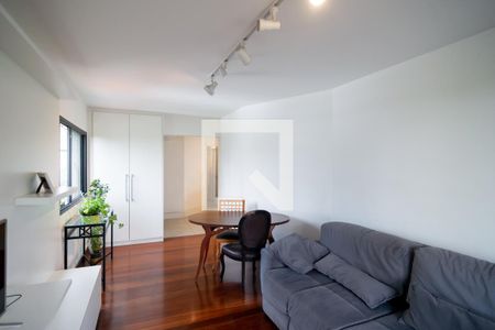 Sala de apartamento à venda com 4 quartos, 100m² em Itaim Bibi, São Paulo