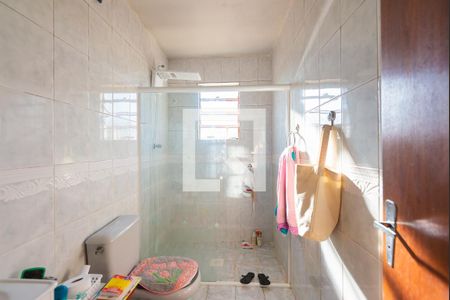 Casa à venda com 200m², 2 quartos e 1 vagaBanheiro