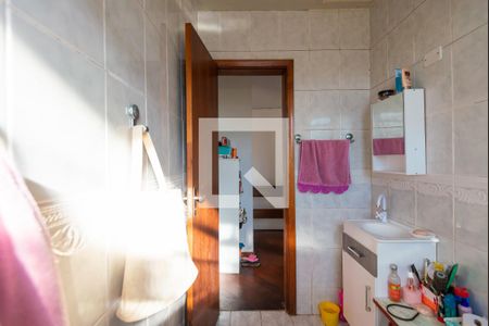 Casa à venda com 200m², 2 quartos e 1 vagaBanheiro