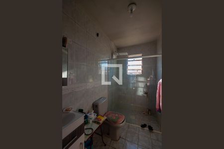 Casa à venda com 200m², 2 quartos e 1 vagaBanheiro