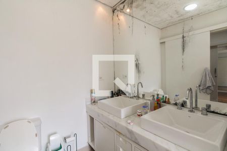 Casa à venda com 430m², 4 quartos e 8 vagasBanheiro Suíte 1