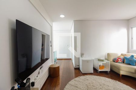 Casa à venda com 430m², 4 quartos e 8 vagasSala de TV