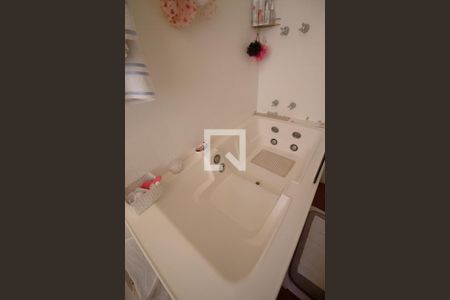 Apartamento à venda com 192m², 3 quartos e 1 vagaBanheiro da Suíte