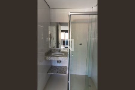 Banheiro de kitnet/studio para alugar com 1 quarto, 32m² em Parque da Mooca, São Paulo