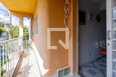 Casa de condomínio para alugar com 130m², 2 quartos e 2 vagas Casa de condomínio para alugar com 130m², 2 quartos e 2 vagasVaranda