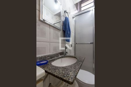 Casa de condomínio para alugar com 130m², 2 quartos e 2 vagas Casa de condomínio para alugar com 130m², 2 quartos e 2 vagasBanheiro