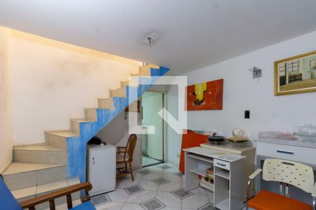 Sala de casa de condomínio para alugar com 2 quartos, 130m² em Jardim Helena, São Paulo