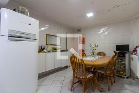 Casa de condomínio para alugar com 130m², 2 quartos e 2 vagas Casa de condomínio para alugar com 130m², 2 quartos e 2 vagasCozinha