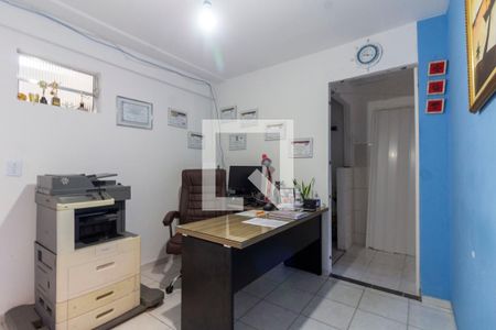 Escritório de casa de condomínio para alugar com 2 quartos, 130m² em Jardim Helena, São Paulo