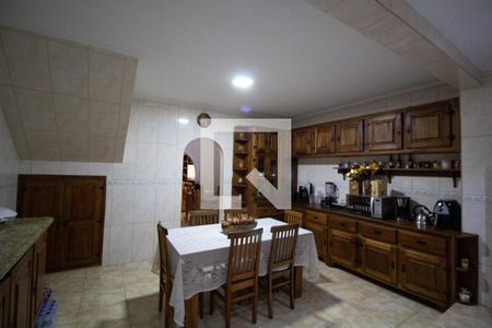 Casa para alugar com 300m², 3 quartos e 4 vagasCozinha