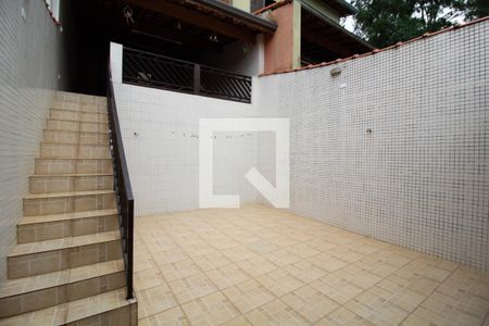 Casa para alugar com 300m², 3 quartos e 4 vagasQuintal