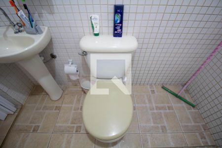 Casa para alugar com 300m², 3 quartos e 4 vagasBanheiro 2