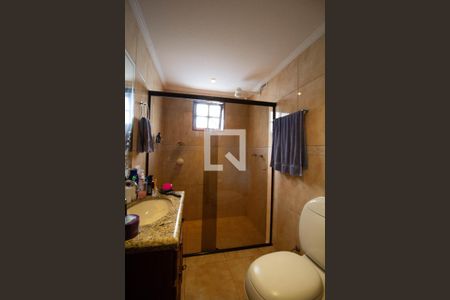 Casa para alugar com 300m², 3 quartos e 4 vagasBanheiro da Suíte