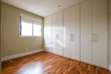 Apartamento para alugar com 215m², 3 quartos e 4 vagasSuíte 2