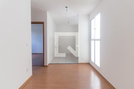 Sala de apartamento para alugar com 2 quartos, 49m² em Conjunto Residencial Bela Vista, Poá