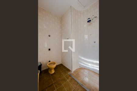 Casa à venda com 176m², 3 quartos e 1 vagaBanheiro