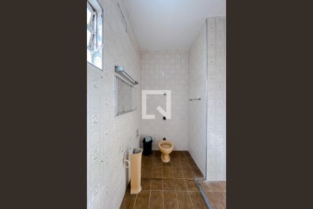 Casa à venda com 176m², 3 quartos e 1 vagaBanheiro