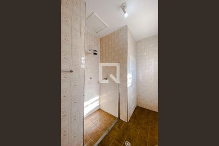 Casa à venda com 176m², 3 quartos e 1 vagaBanheiro