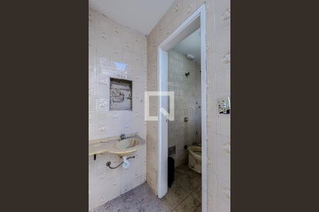 Casa à venda com 176m², 3 quartos e 1 vagaLavanderia