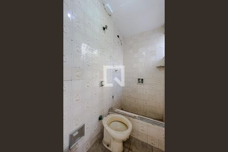 Casa à venda com 176m², 3 quartos e 1 vagaBanheiro de serviço