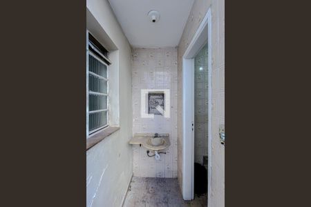 Casa à venda com 176m², 3 quartos e 1 vagaLavanderia