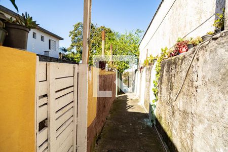 Casa à venda com 400m², 3 quartos e 5 vagasCorredor e Entrada