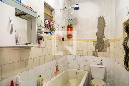 Casa à venda com 400m², 3 quartos e 5 vagasBanheiro da Casa 2