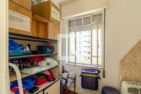 Apartamento à venda com 300m², 3 quartos e 1 vaga Apartamento à venda com 300m², 3 quartos e 1 vagaQuarto de Serviço